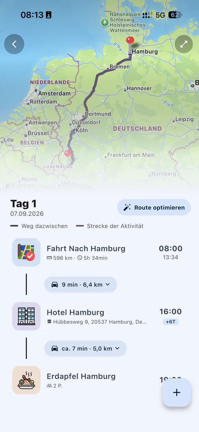 Tagesansicht mit der Route auf der Karte und den Wegzeiten dazwischen